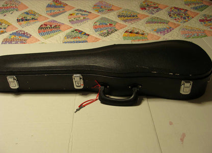 CORELLI 4/4 Violin with case and bow